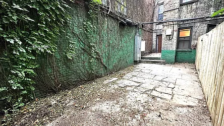 Rented by HOLTON REAL ESTATE INC.