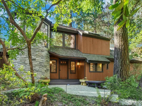 1815 102nd Place SE, Bellevue, WA 98004