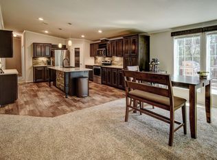 1024 Sand Hills Rd, Red Rock, TX 78662