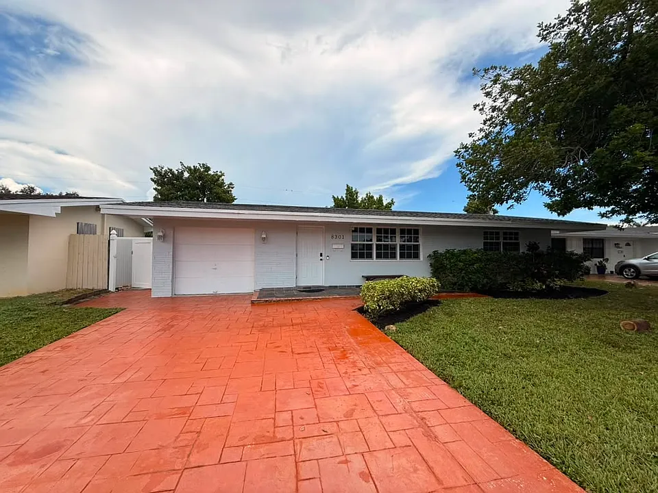 8301 NW 12th St