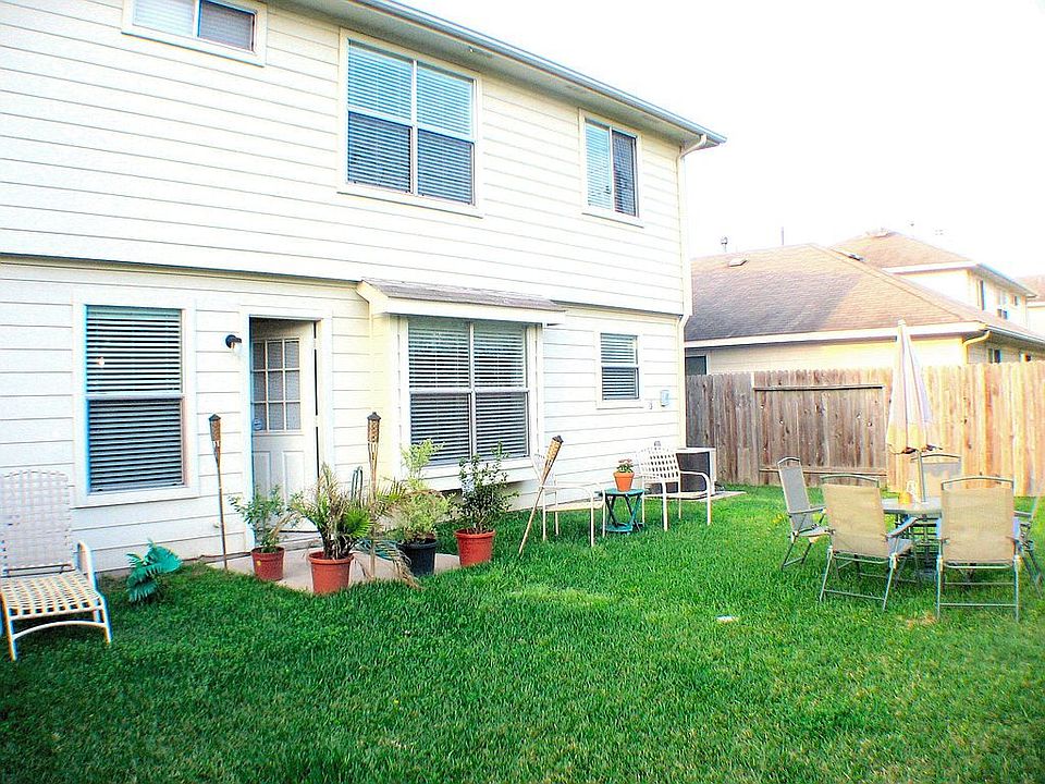 2nd image of 8619 Schooley Dr