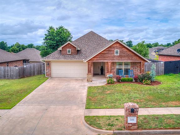 2nd image of 509 Cottonwood Dr