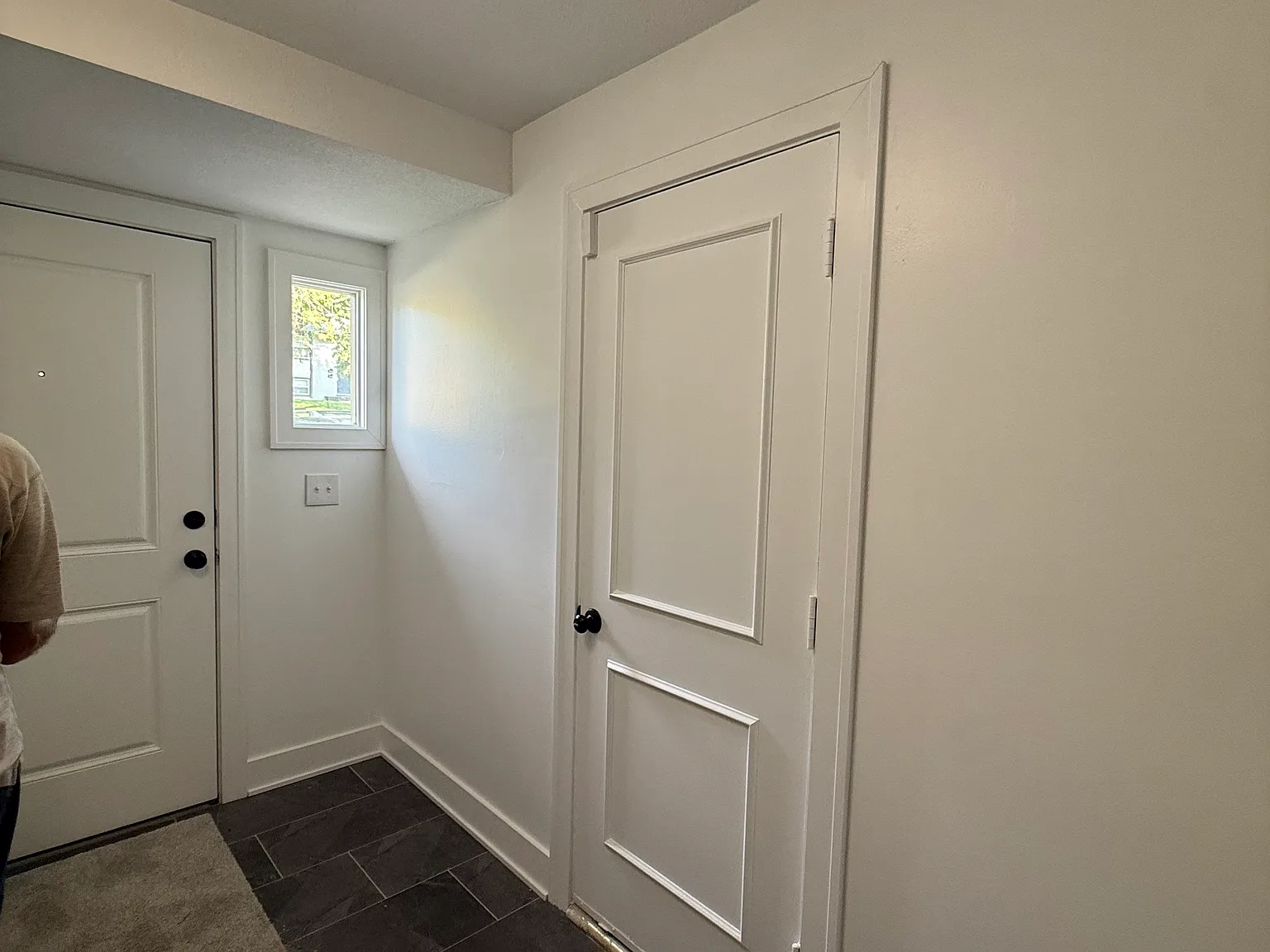 3 bed, 1000 sqft, $1,800 — Photo 2