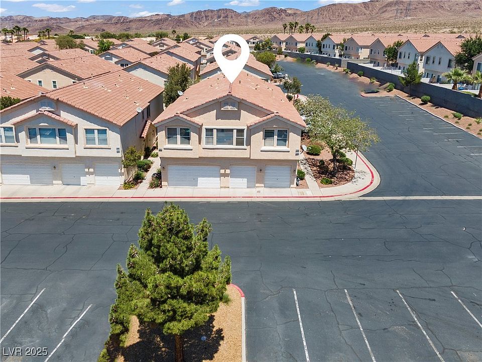 2596 Lazy Saddle Dr, Henderson, NV 89002 | Zillow