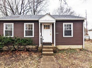 2221 E Monroe St, Springfield, IL 62703