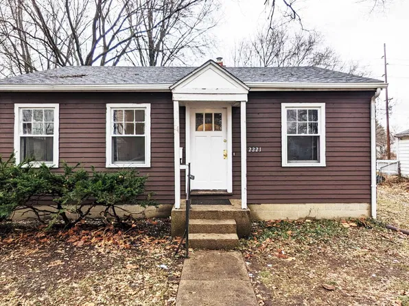 2221 E Monroe St, Springfield, IL 62703