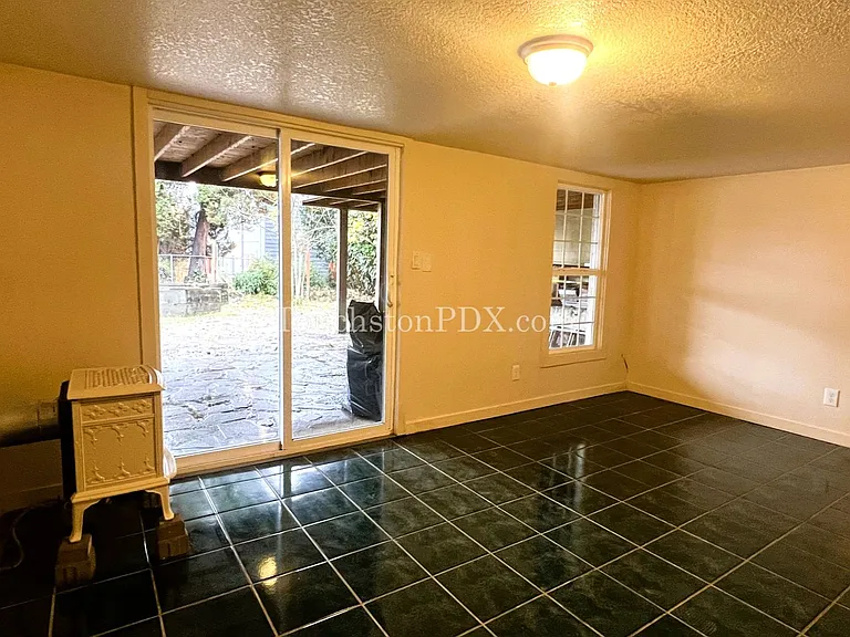 4330 SE Milwaukie Ave #B — Photo 11