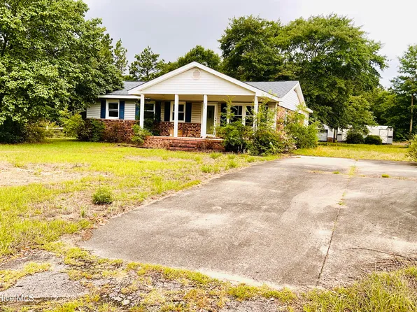 233 Lakeview Trail, Rockingham, NC 28379