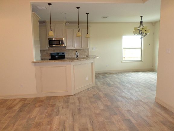 2nd image of 3122 Cowboys Ct