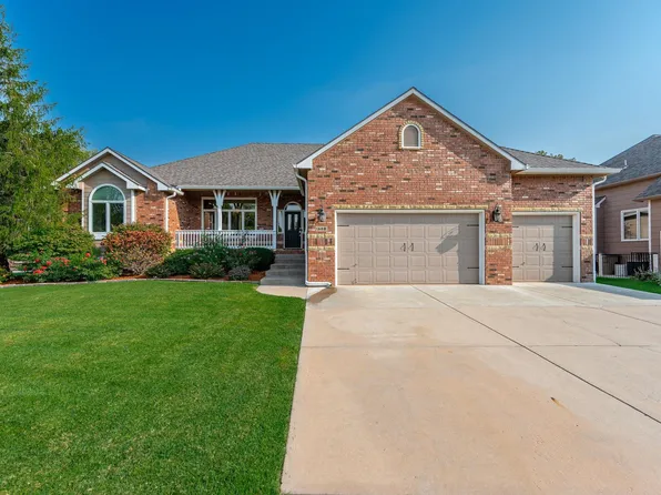 1608 Gleneagles Ct, Andover, KS 67002