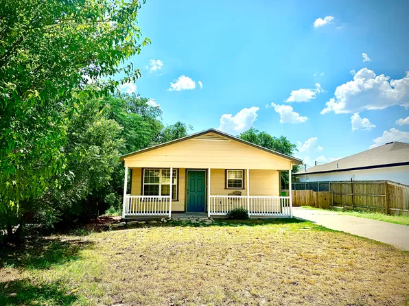 2117 Woodlawn Dr, San Angelo, TX 76901