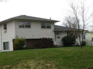 4990 SE Leone Ln, Milwaukie, OR 97222