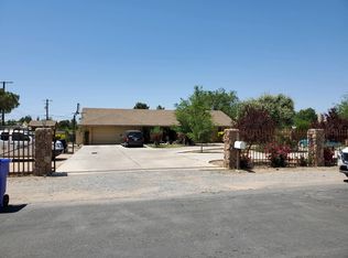 19571 Symeron Rd, Apple Valley, CA 92307