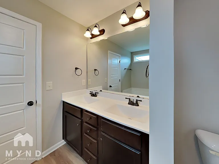 225 E Webber Ln — Photo 12