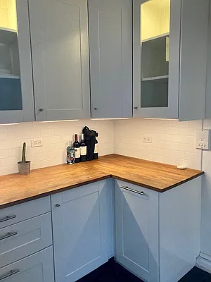 Sold by Esther Flynn Real Estate | media 21