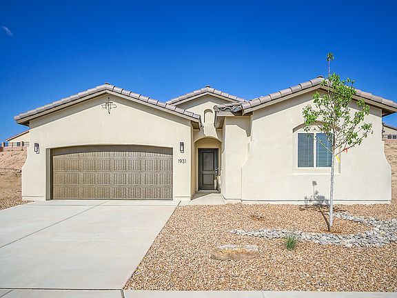 Front Exterior - Jane Rancho Valencia