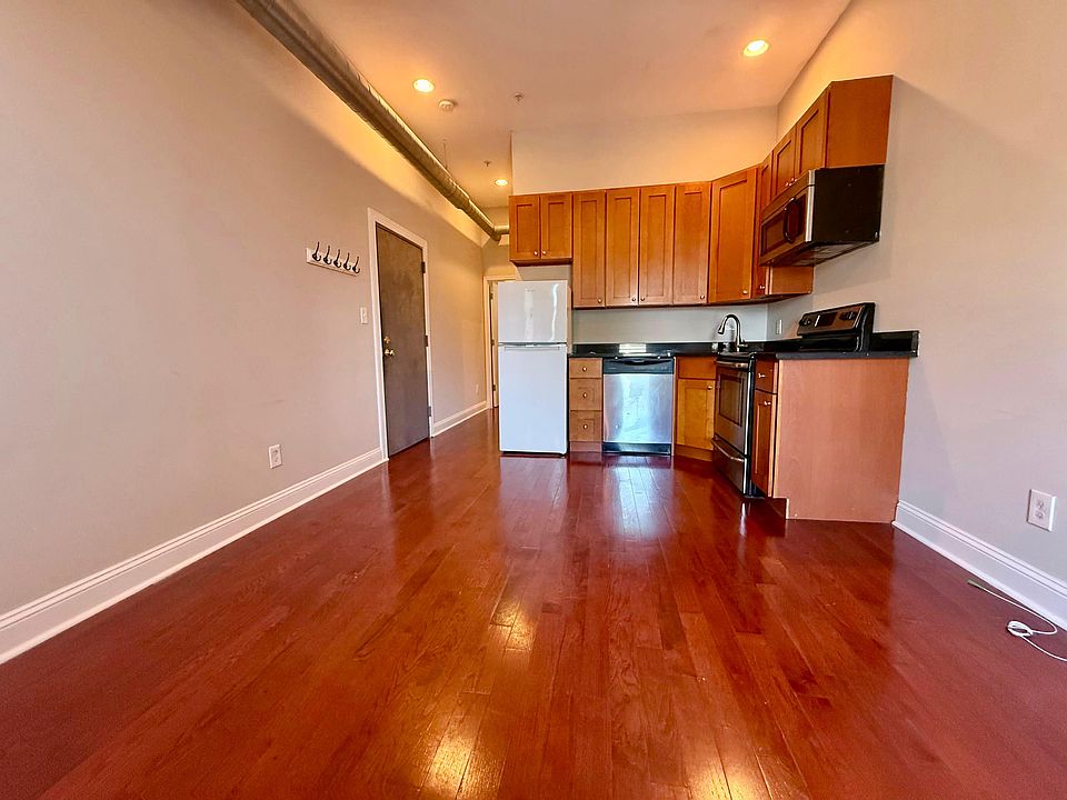 1st image of 1613 Frankford Ave APT 2