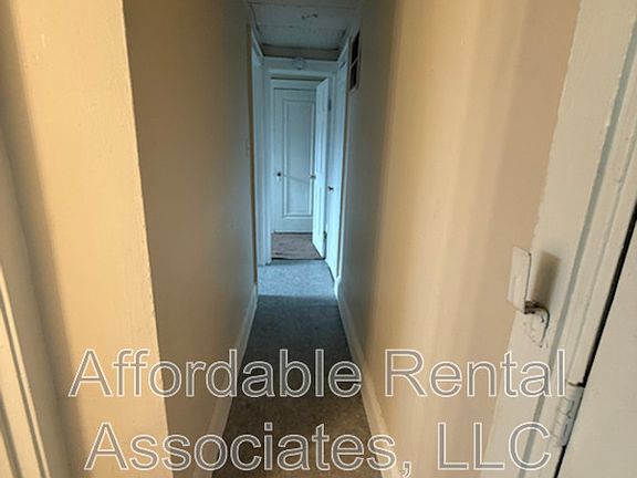 5th image of 1020 W National Ave