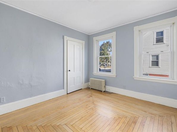 warwick-rhode-island-65915748 picture