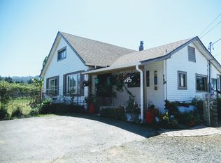 515 21st St, Myrtle Point, OR 97458