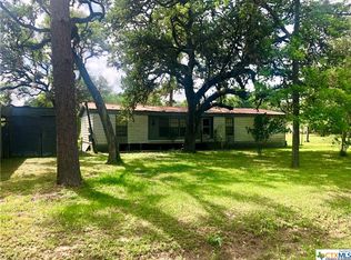 674 County Road 126, Edna, TX 77957