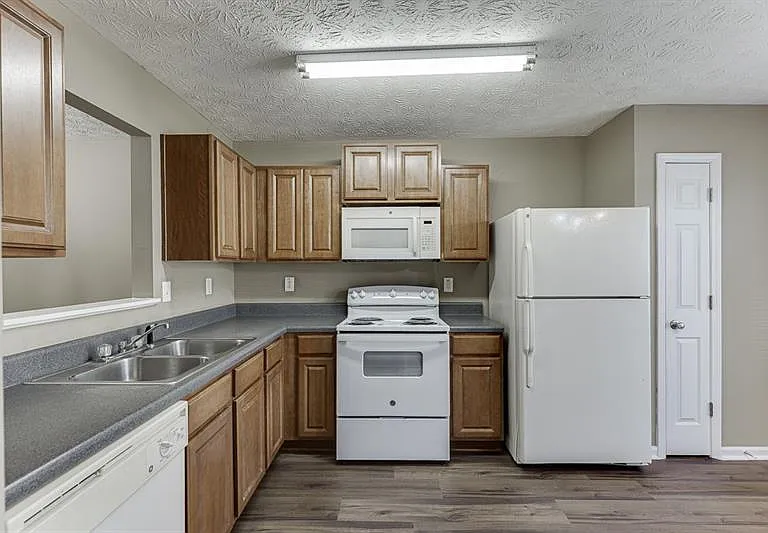 2883 Creek Bottom Ct — Photo 5
