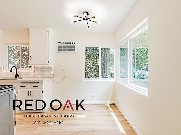 4th image of 259 N Euclid Ave #1