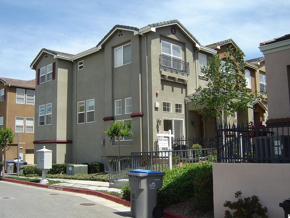1st image of 3278 Lago De Como Pl