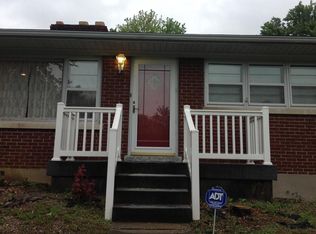 7720 Sierra Trl, Louisville, KY 40214
