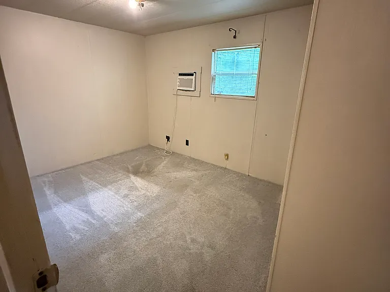 124 Margi Dr — Photo 4