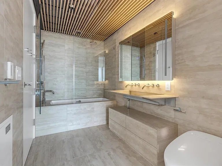 1568 Alberni St #220X — Photo 10