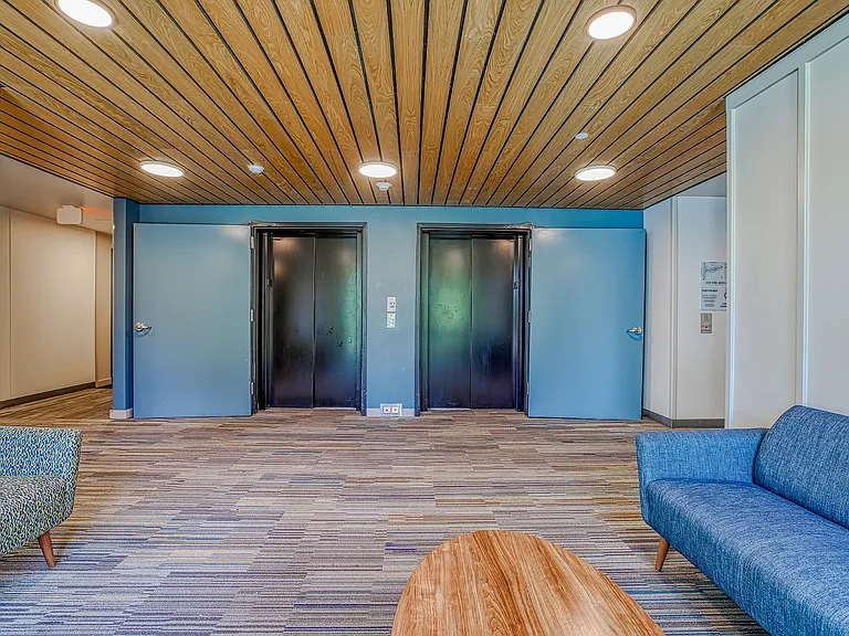 Wynne Watts Commons — Photo 12