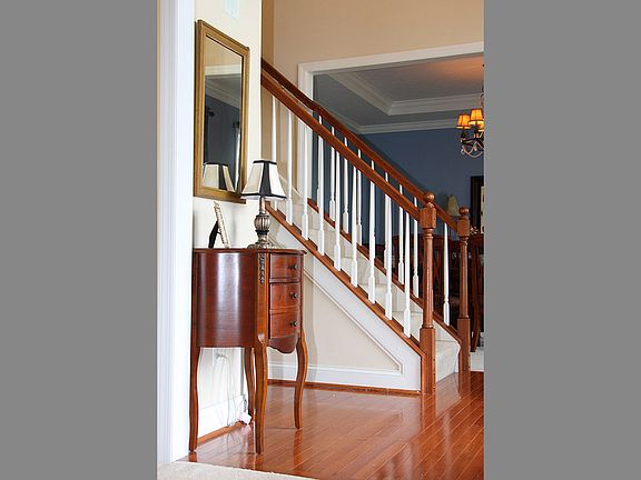 2nd image of 93 Woodgreen Dr