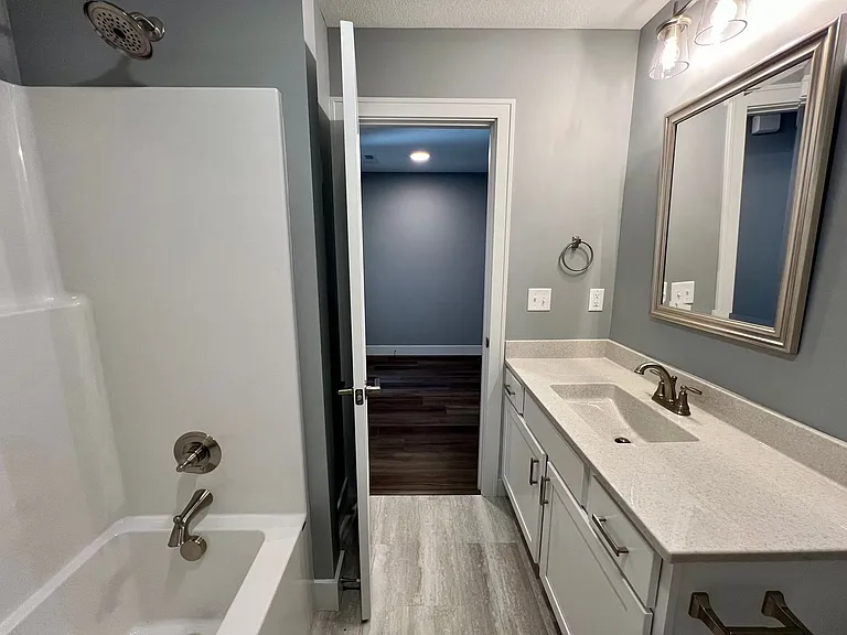4647 Pierce Dr — Photo 16