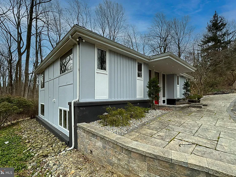 19 Ridgeview Rd — Photo 4