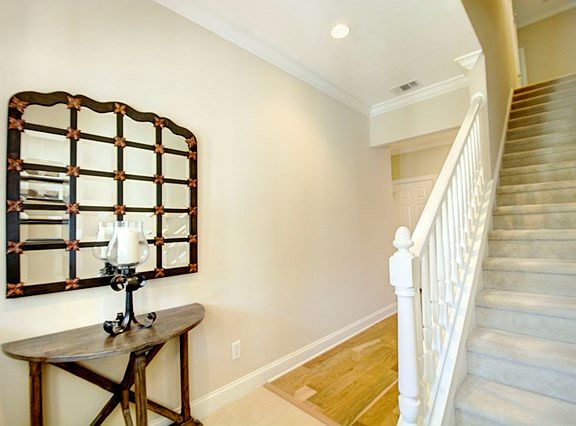 4th image of 104 Limeburn Trl