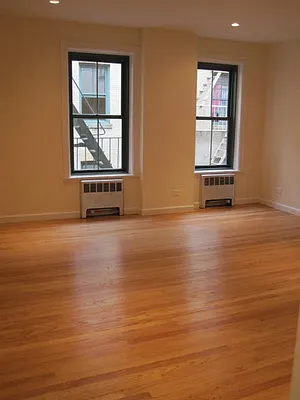 Rented by City & Suburban | media 7