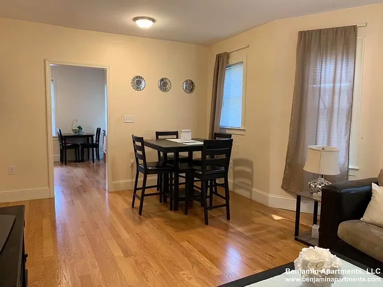 74 Brooks St #11 — Photo 2