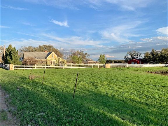 3rd image of 2401 County Road 470