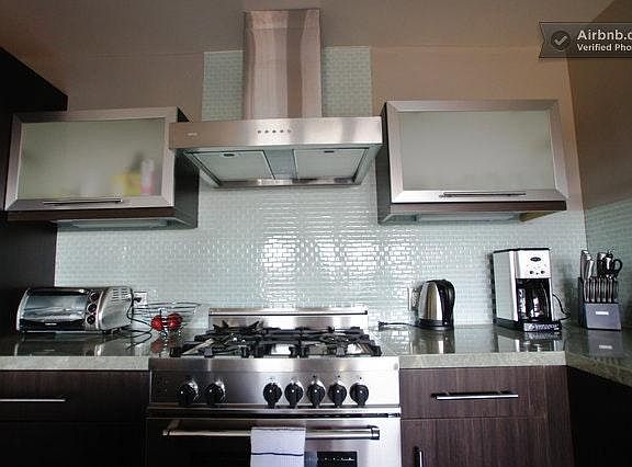 4th image of 2640 Leavenworth St APT 202