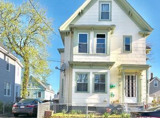 15 Vernon St, Malden, MA 02148