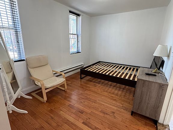 3rd image of 1500 N Lawrence St Floor 1
