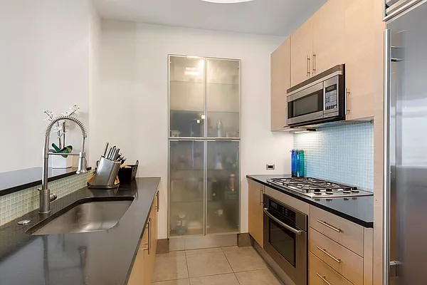 Rented by Nest Seekers International | media 26