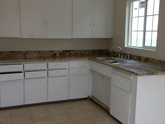 5th image of 6518 1/2 S Hoover St