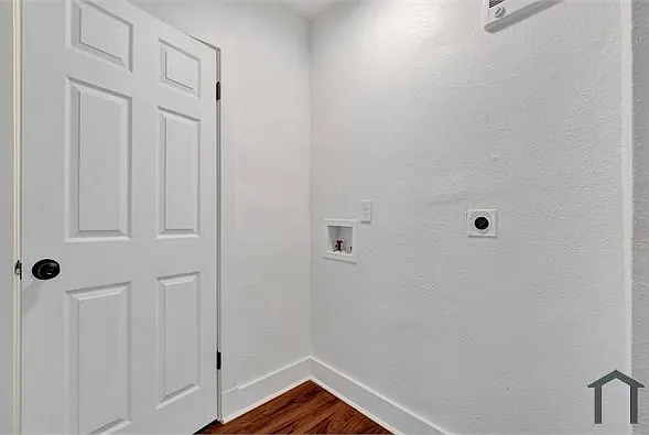 3156 Powell Ave — Photo 13