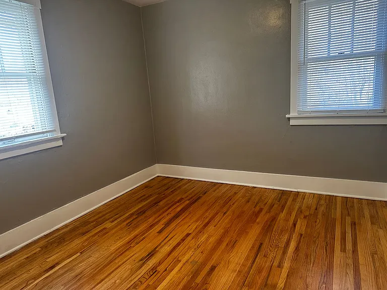 2040 7th Ave — Photo 13