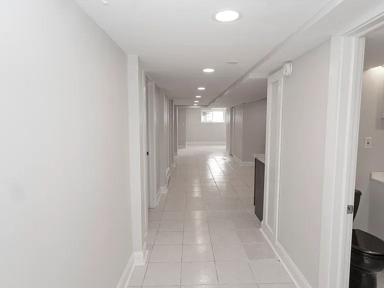 5216 W Newport Ave #G — Photo 10