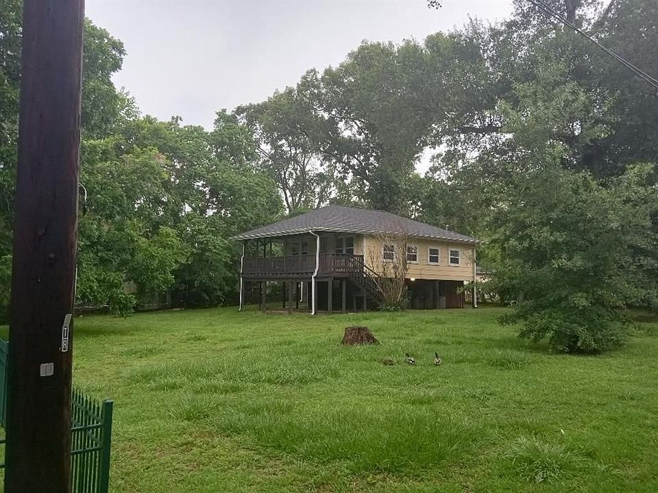 1st image of 23619 Wilkins Ln