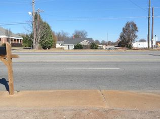 101 Beach Ct #105, Boiling Springs, SC 29316