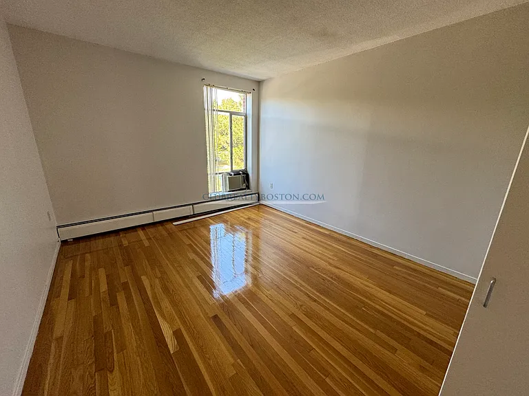 231 Coolidge Ave #414 — Photo 8